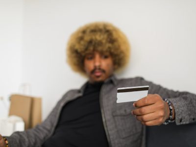 Data Deep Dive wat gebeurt er nadat u uw creditcardgegevens online hebt ingevoerd