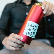 Waarom relatiegeschenken jouw zakelijke succes bepalen