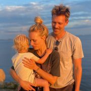 Het vermogen van de partner van Jennifer Hoffman